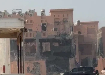 El edificio bombardeado quedó destruido/Irna