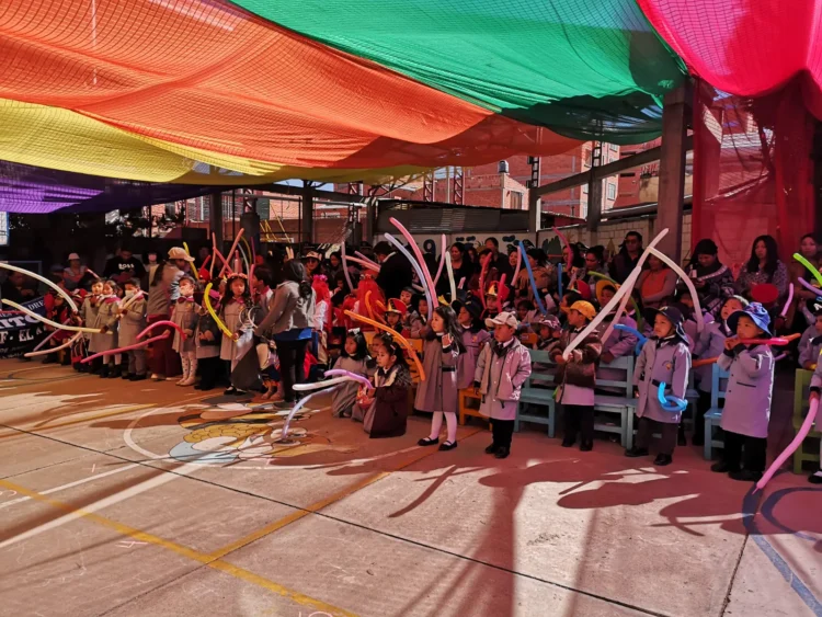 Los beneficiados son niños de kínder y prekínder de colegios fiscales y de convenio. Foto: GAMEA.