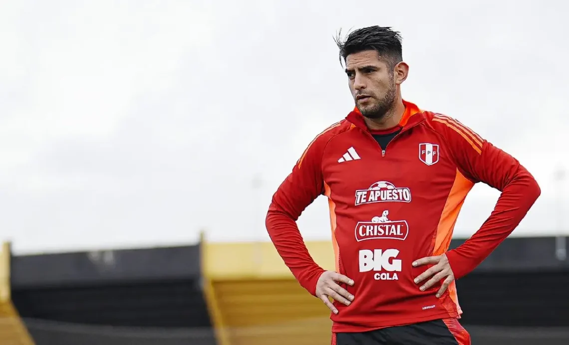 Carlos Zambrano en el entrenamiento de la Selección peruana. (FOTO: Selección Peruana - FPF)