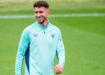 Laporte entrena con el Athletic de Bilbao. (FOTO: Athletic Club)