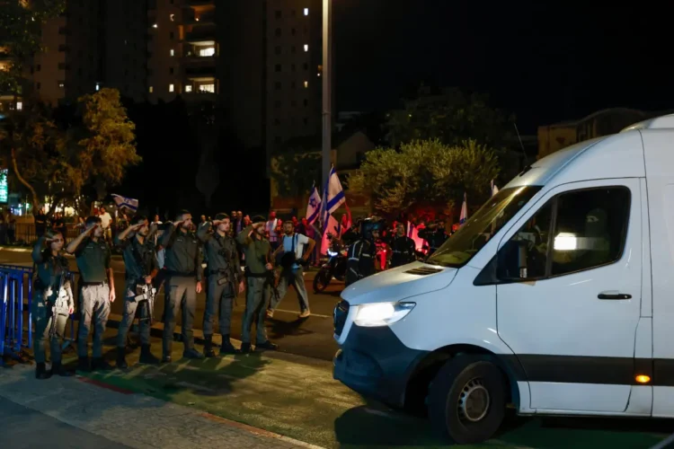 Los cuerpos llegaron ayer en la noche a Jerusalén/AFP