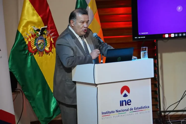 El director del INE, Humberto Arandia. Foto: APG.