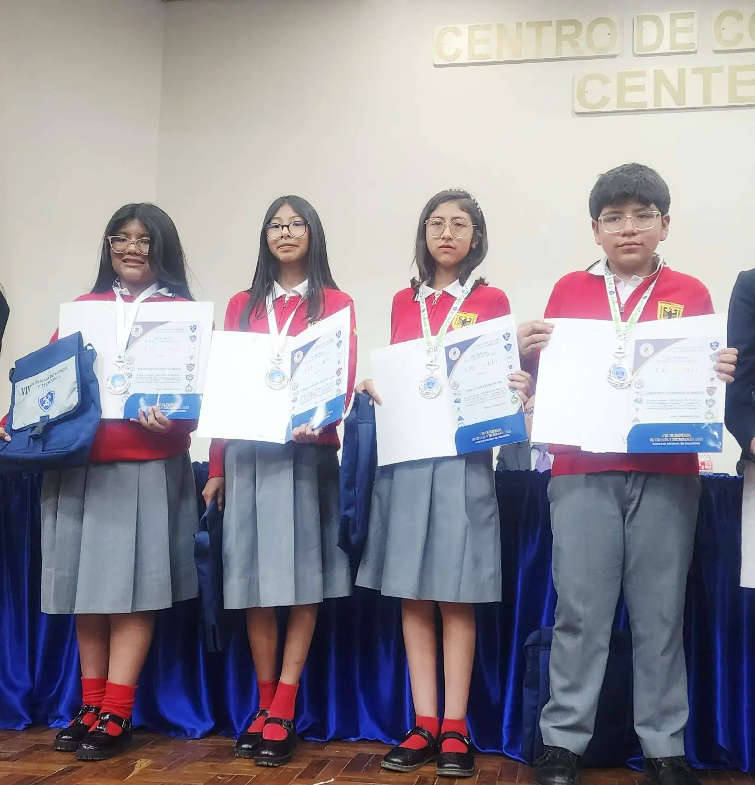 Estudiante del Colegio Alemán ocupan el primer lugar en la VIII Olimpiada de Ciencia y Tecnología. FOTO: Karen Fernández
