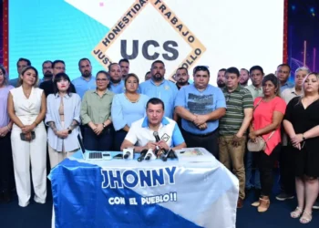 Jhonny Fernández, líder de UCS, en enero de este año, cuando aún maduraba su candidatura. Foto: Jhonny Fernández