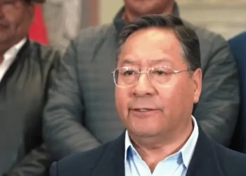 El presidente Luis Arce en su discurso de despedida. Foto: Captura.