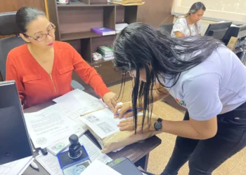 Inscripción de postulantes al TED de Santa Cruz. (Foto: ALD Santa Cruz)