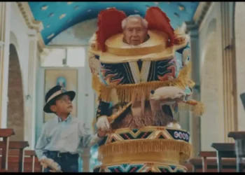La canción destaca el papel del varón en esta danza/Tupay
