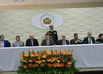 Presentación de la Comisión de la Verdad de Hidrocarburos. Foto: APG.