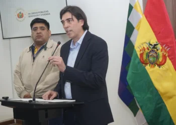 El ministro de Obras Públicas, Mauricio Zamora. Foto: APG.