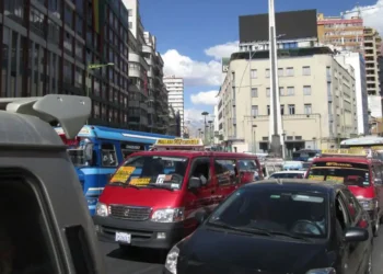 Rigen nuevas tarifas del transporte público en La Paz. FOTO: RRSS