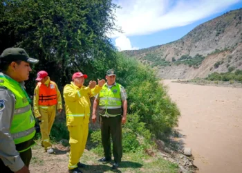 El operativo de búsqueda en Tarija. Foto: Ministerio de Obras Públicas.