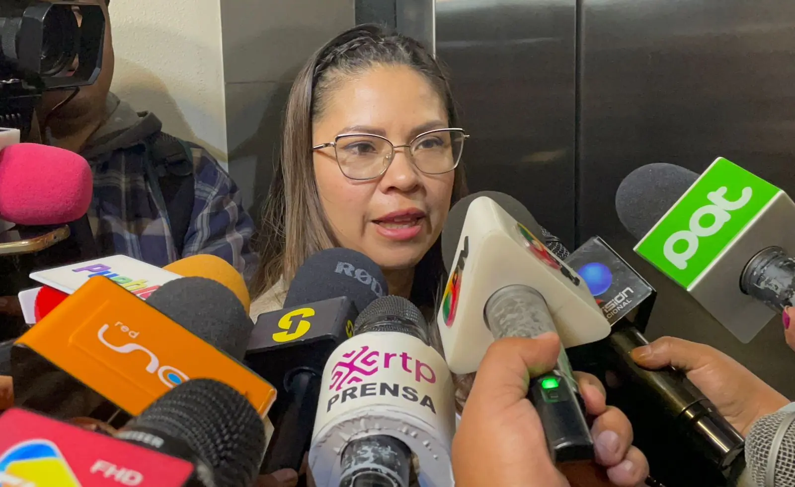 Diputada Romero puede enfrentar proceso por ausencias