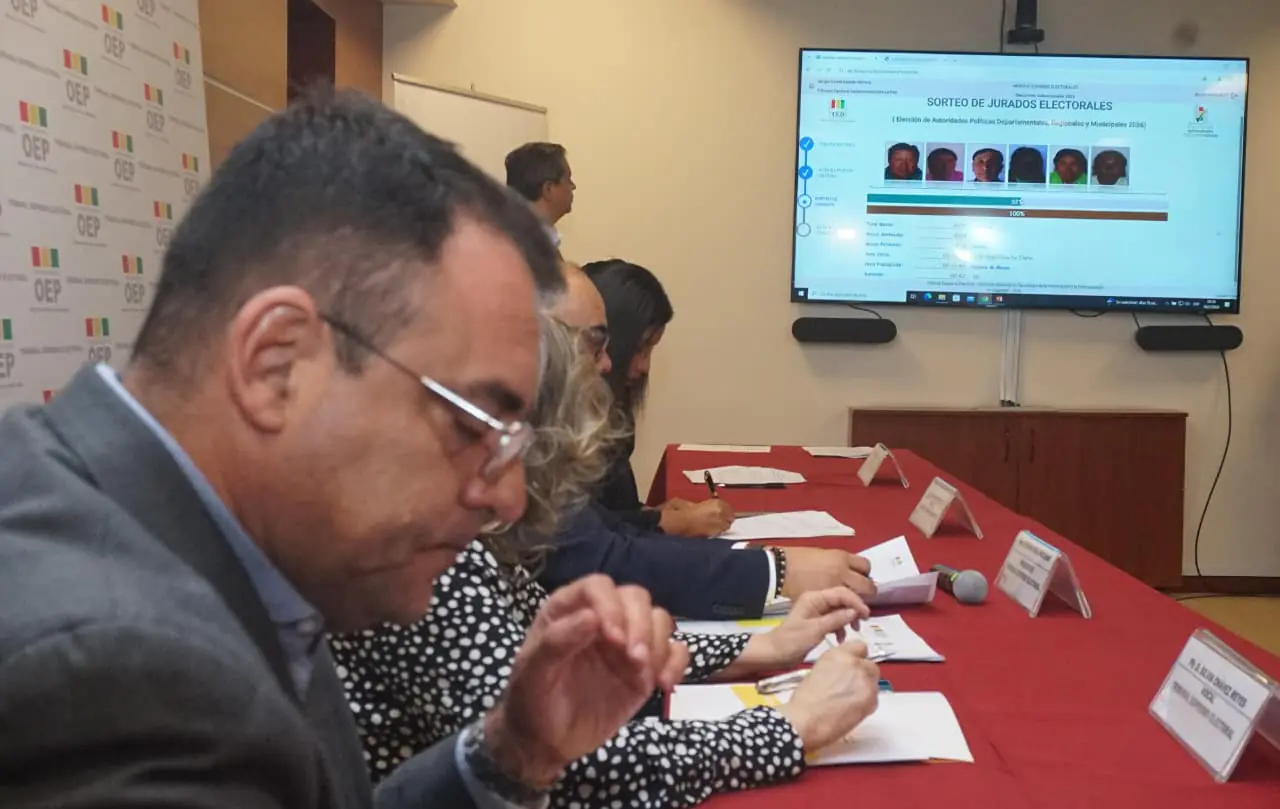 El TSE publica las listas de jurados electorales