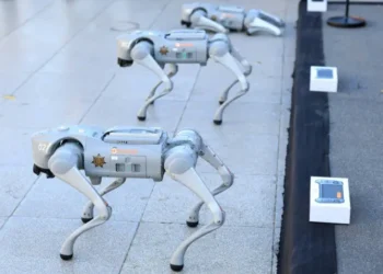 Los 'perros robot' diseñados para ayudar a la policía mexicana durante el Mundial de Fútbol. (FOTO: AFP)