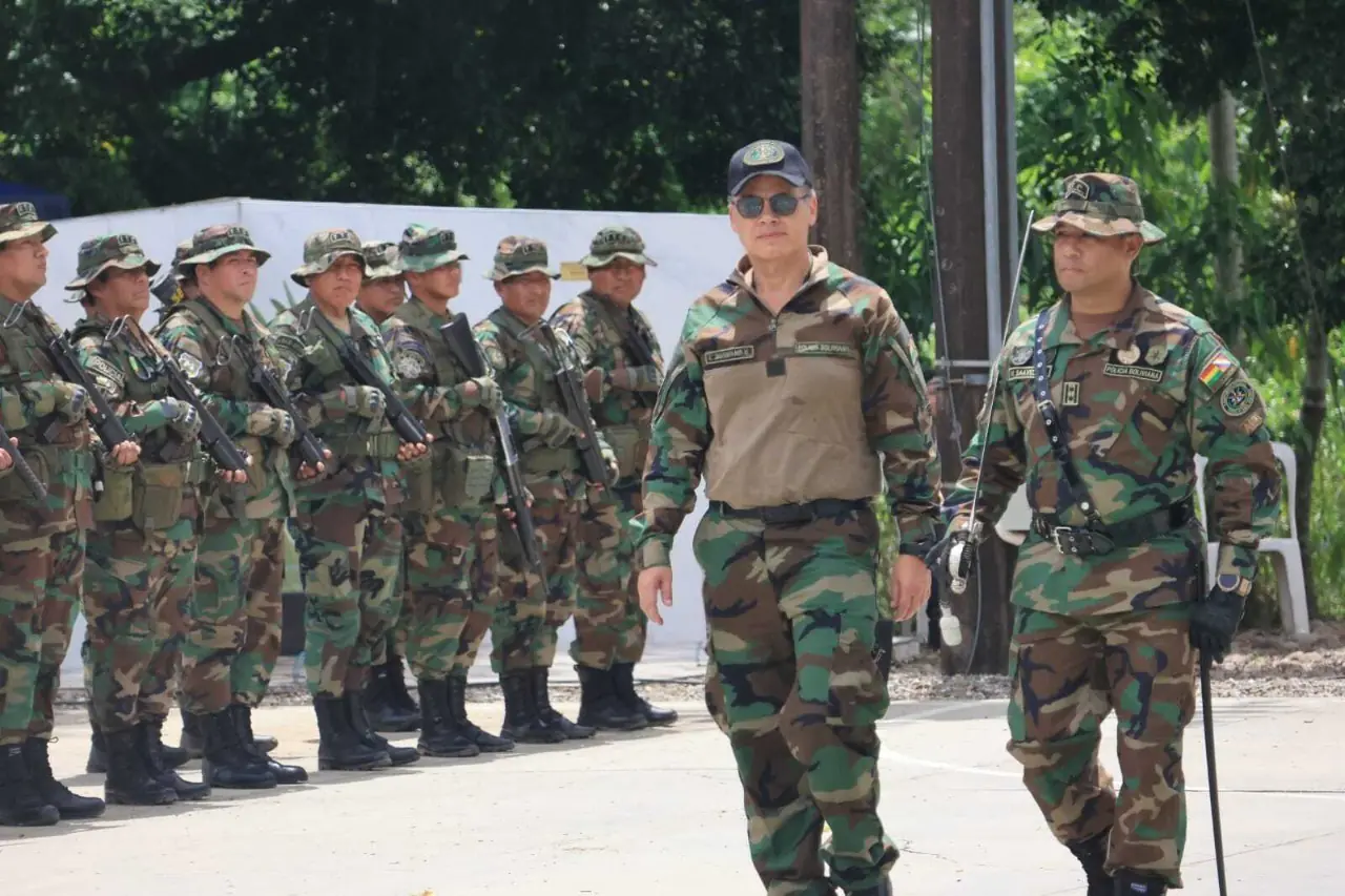 Gobierno endurece lucha antidroga y apunta a control estructural