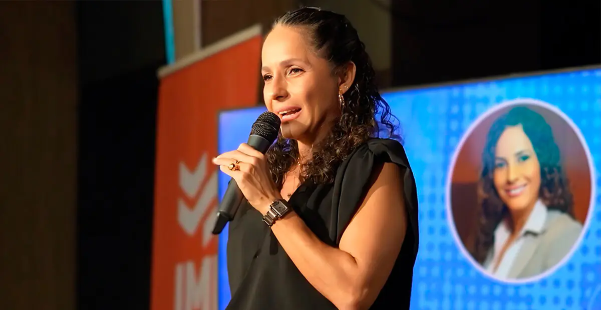 Claudia Cronembold asume la presidencia de YPFB en lugar de Akly