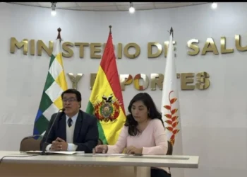 El viceministro de Gestión del Sistema Nacional de Salud, José Luis Ríos, en conferencia de prensa. FOTO: Ministerio de Salud