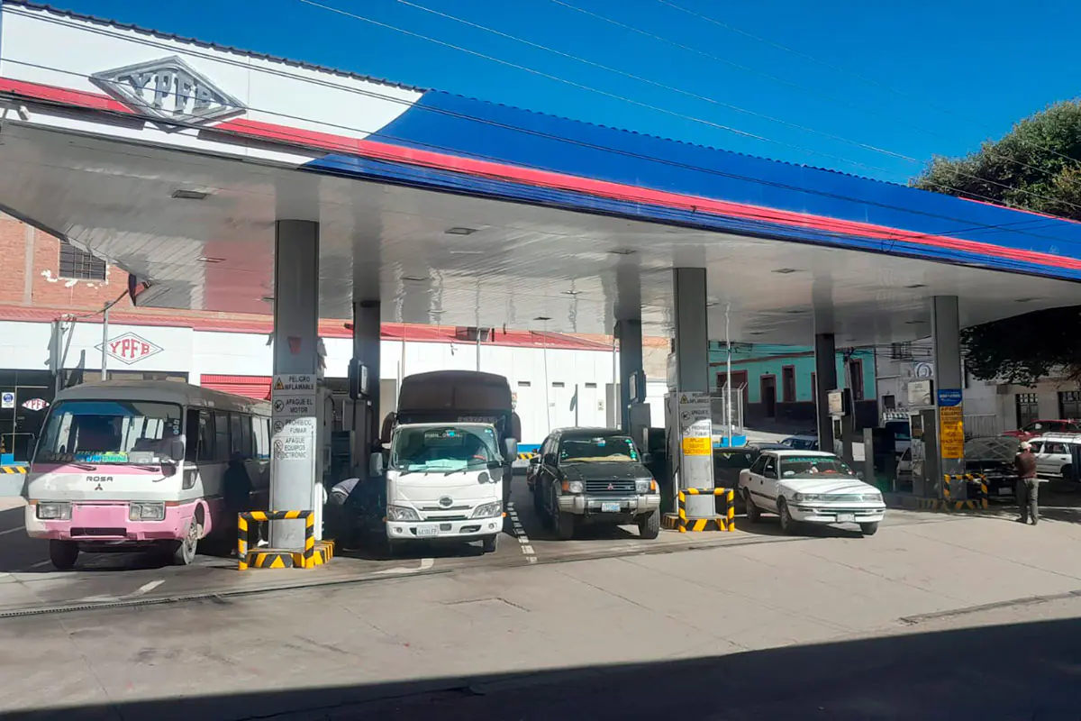 Potosí: YPFB despacha 960.000 litros de combustibles y garantiza abastecimiento