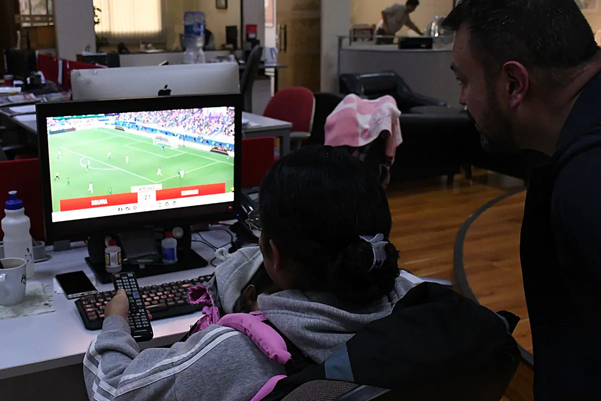 ENTEL abrirá la señal de transmisión del partido de la Verde también a Tv cable