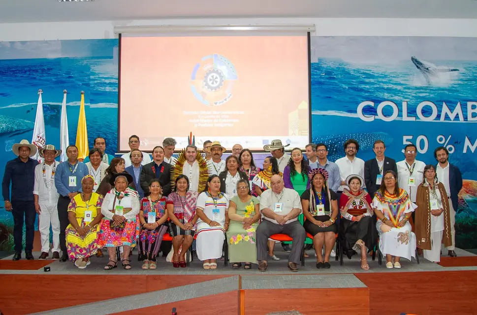 Bolivia impulsa agenda indígena en foro iberoamericano