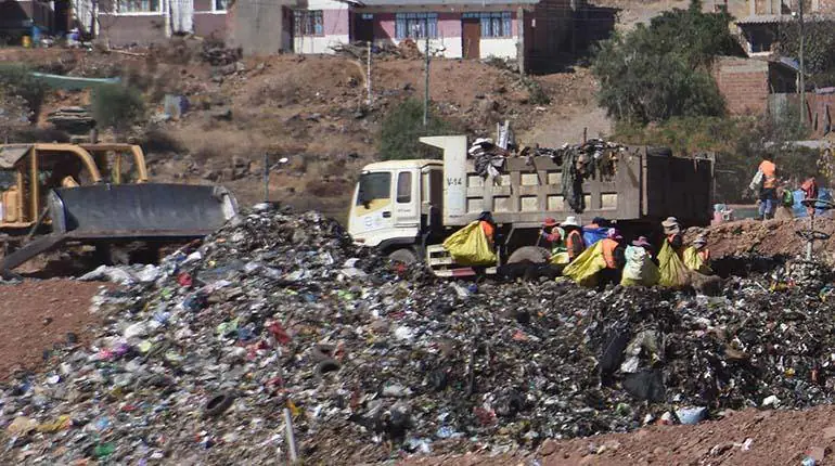 El 30 de abril se cerrará el botadero de K'ara K'ara. FOTO: RRSS