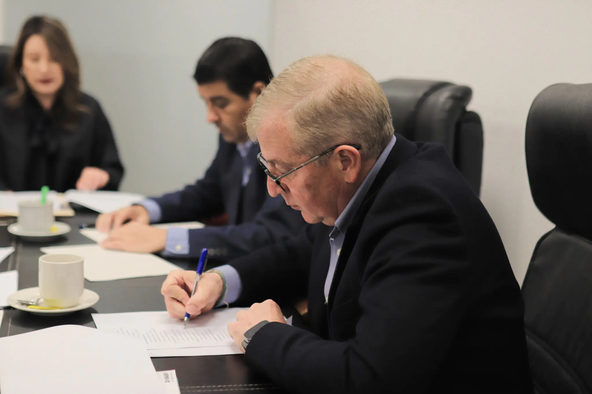 Comisión del Senado fija tres meses para informe final sobre gasolina