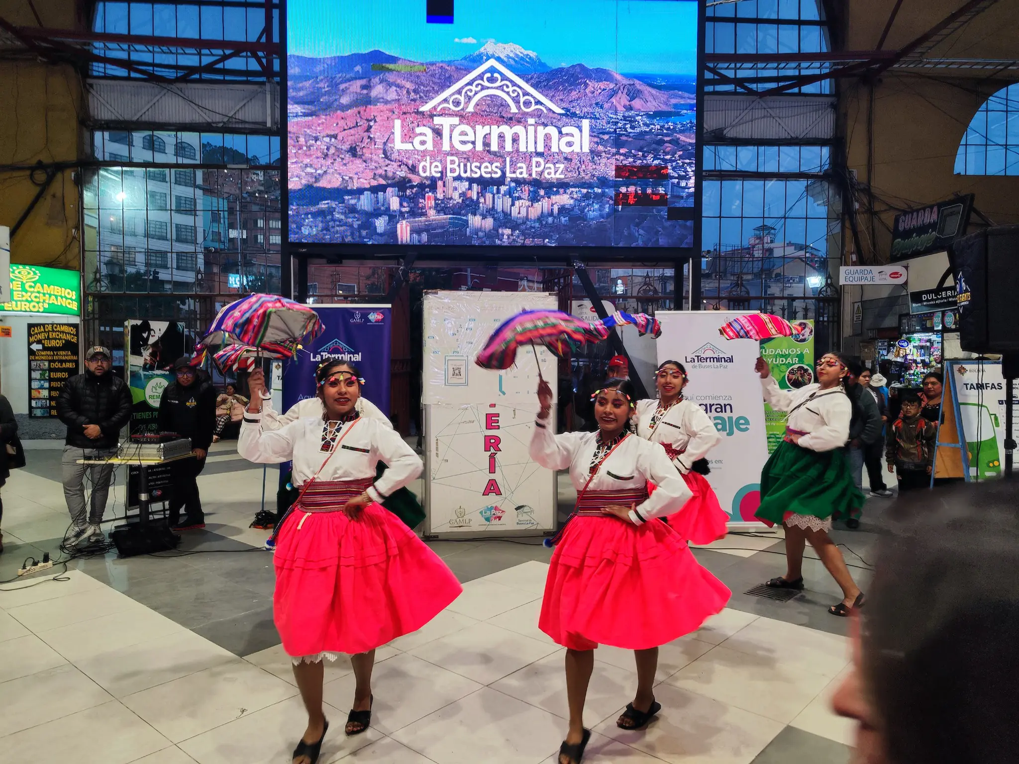 La Terminal de Buses La Paz celebra el Día de la Danza.
Foto Terminal de Buses La Paz