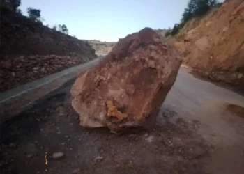 Caída de roca en Llallagua–Ravelo.
Foto ABC