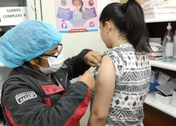 La vacunas están disponibles tanto para niños como para adultos. FOTO: GAMEA