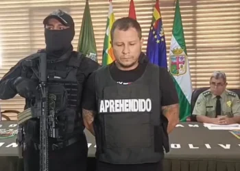 La Policía presentó al detenido/Policía Boliviana