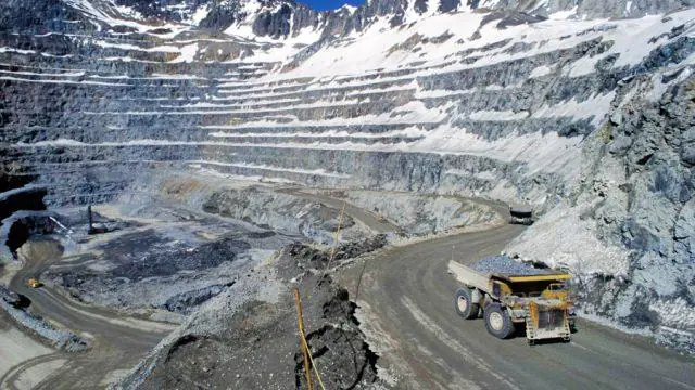 Argentina habilita explotación minera en zonas con glaciares - La Razón