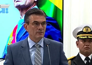 El presidente Rodrigo Paz durante la conferencia de prensa