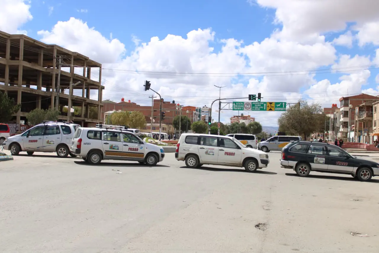 Gobierno y transporte orureño reanudan el diálogo