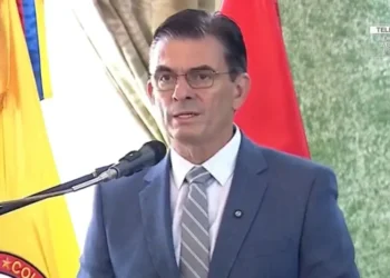 El presidente Rodrigo Paz en acto de clausura en la Anapol. Foto: Captura.