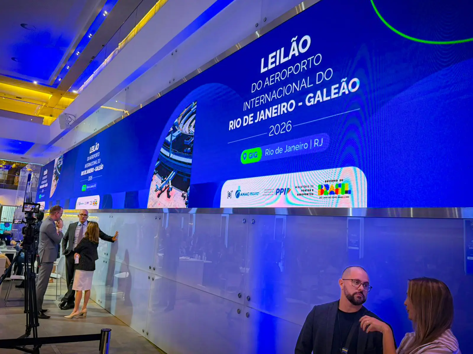 En Brasil, Zamora impulsa conectividad con hidrovías, proyectos férreos y cielos abiertos