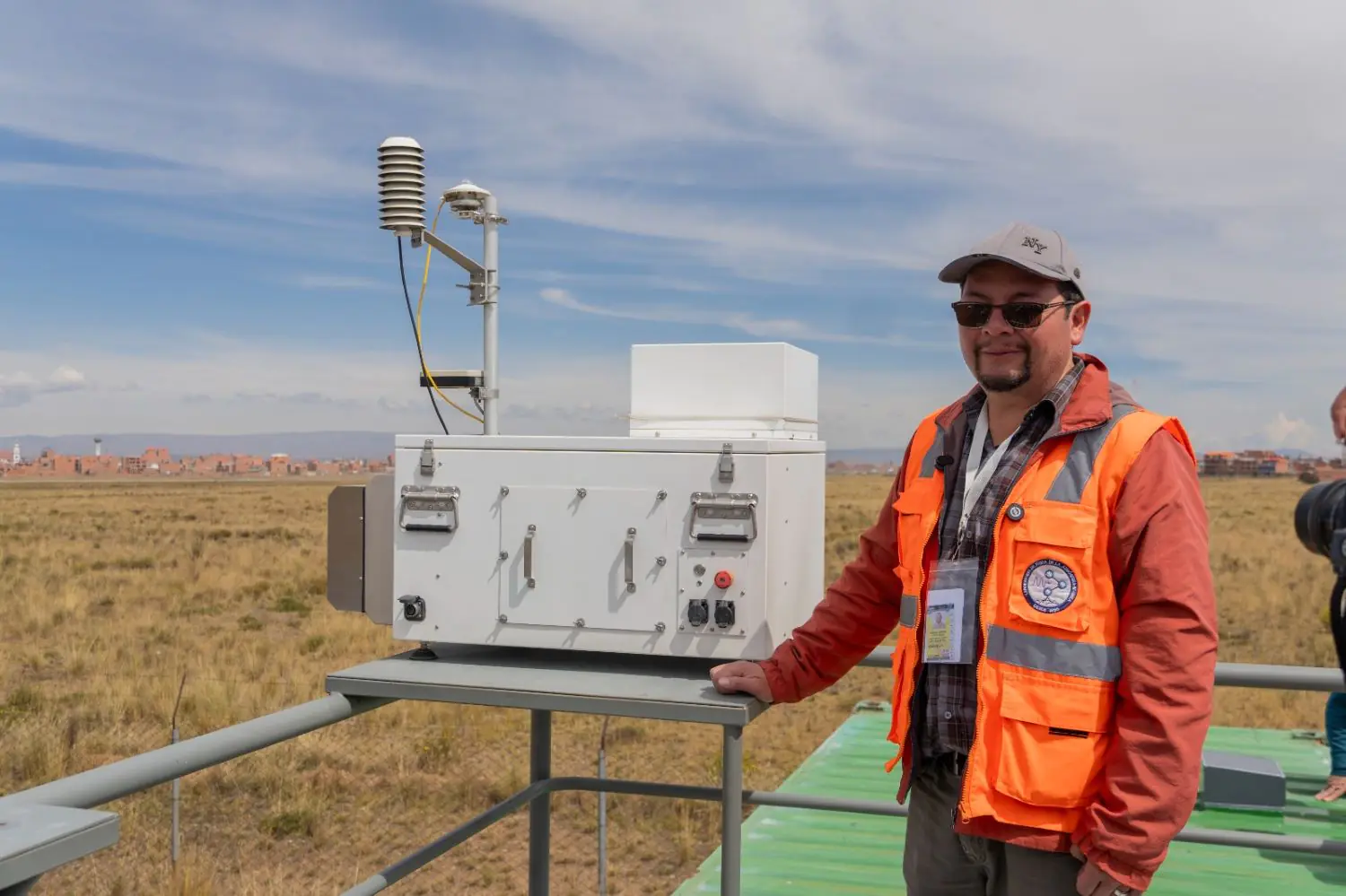 La UMSA inaugura laboratorio móvil en El Alto para analizar la calidad del aire. FOTO: UMSA