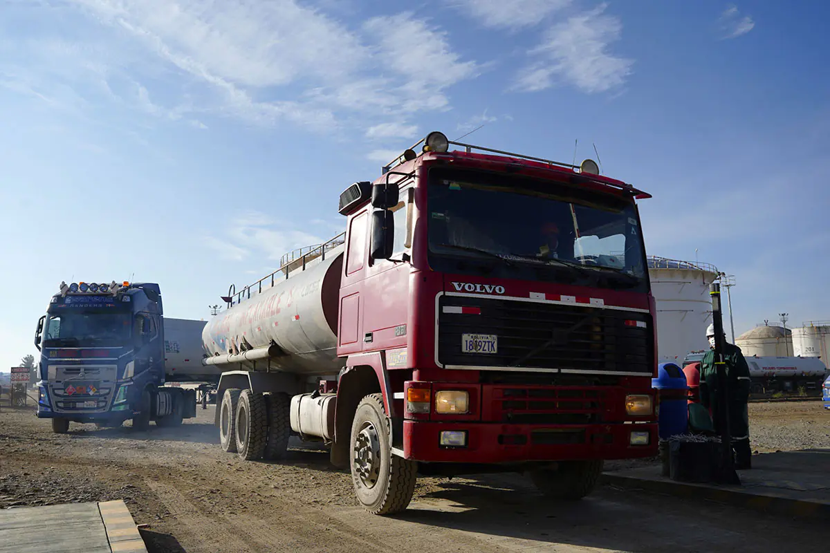 Tras el bloqueo en Oruro, YPFB anuncia normalización de suministro de diésel