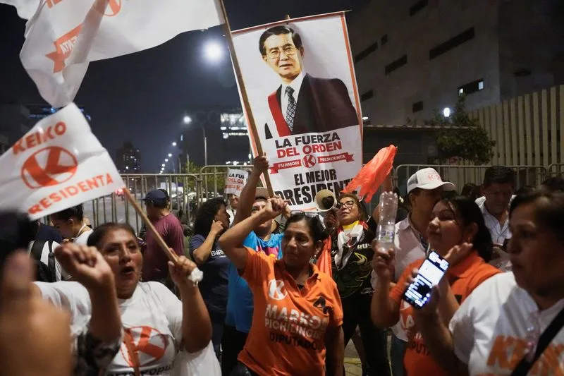 Más de 3.000 peruanos en Bolivia votarán este domingo en elecciones de Perú