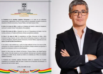 A la izq., la documentación presentada por la Vicepresidencia sobre la interpelación a Espinoza (der.). Fotocomposición: La Razón