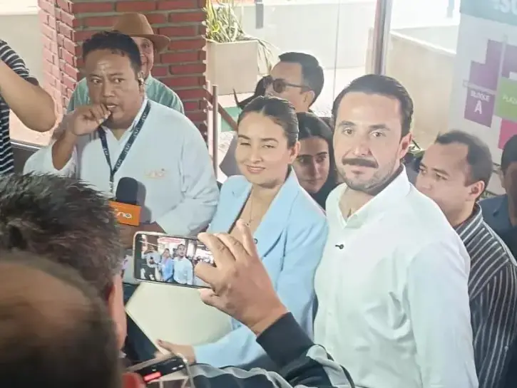 Las autoridades electas llegan a la Gobernación cruceña/Captura de pantalla