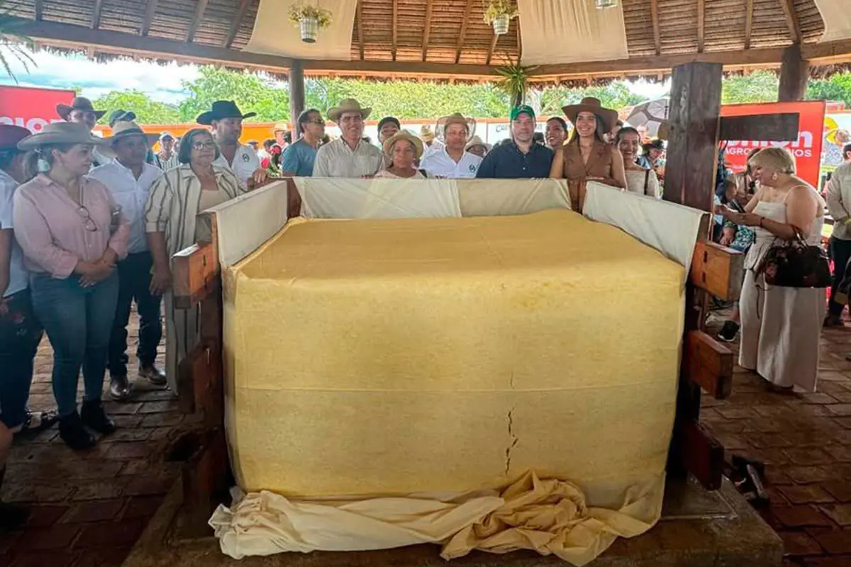 Presentan un queso de más de 2.000 kilos en la FexpoJavier 2026