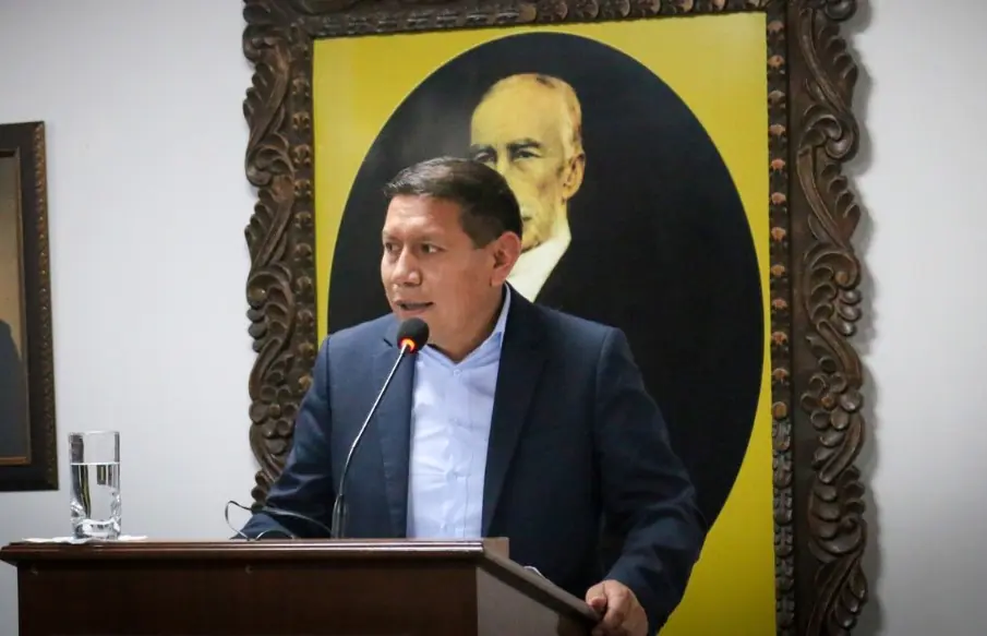El decano del Tribunal Agroambiental, Víctor Hugo Claure. (Foto: Agroambiental)