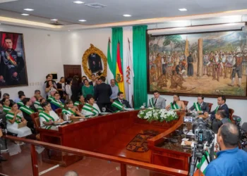 Concejales de Santa Cruz de la Sierra se adhieren a la acción popular en favor del Mutualista. FOTO: RRSS