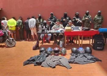 Presentaron a los aprehendidos/Policía Boliviana