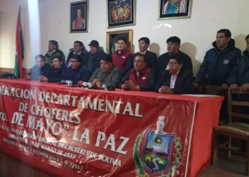 Dirigentes del transporte de La Paz y El Alto. Foto: NVP Viacha Noticias