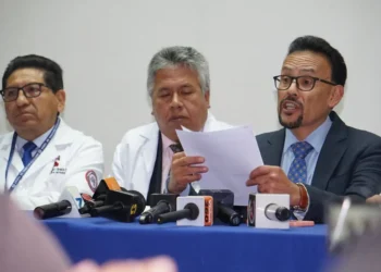 Conferencia de prensa del Colegio Médico de La Paz. FOTO: Colegio Médico