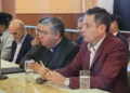 Reunión propiciada por la Iglesia y el vicepresidente Edmand Lara. Foto: Vicepresidencia