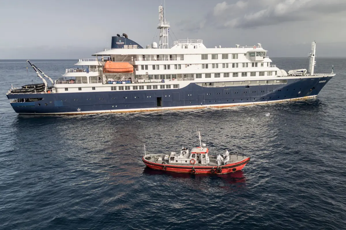 España: Crucero afectado por hantavirus llegará a Canarias