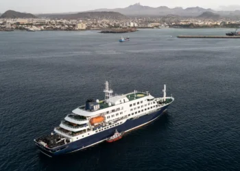 El crucero con el brote de hantavirus zarpó de Cabo Verde rumbo a Canarias/AFP