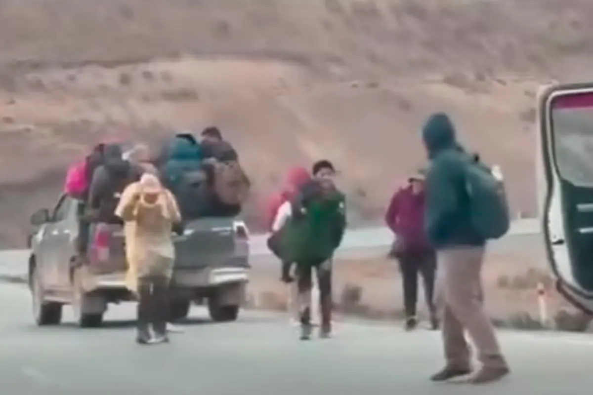 Un punto de bloqueo en la zona de la Cumbre. Foto: Captura video